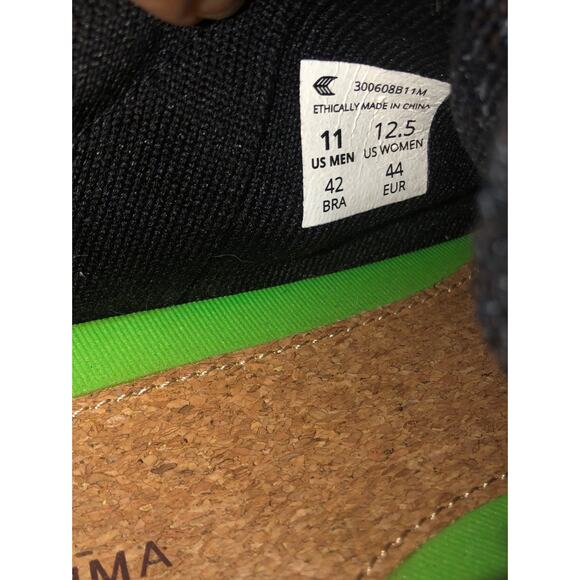 Cariuma Unisex Ethical Sneakers "Stone Black Knit Low Top Mens11 /Womens12.5 - Picture 11 of 12